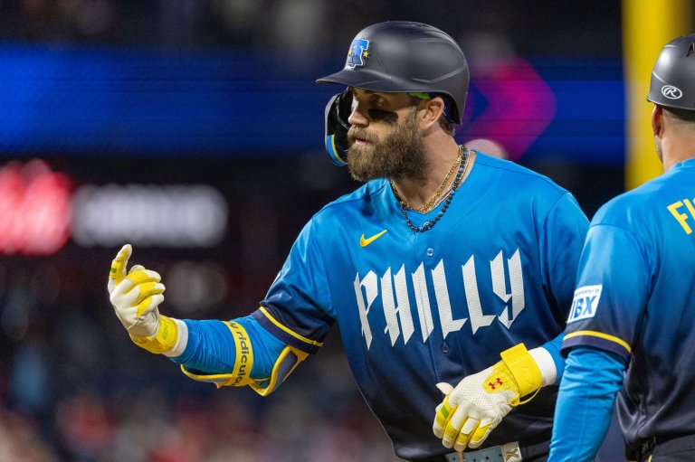 Phillies feel the heat, hear the boos after latest loss slows potential NL playoff push | iNFOnews.ca