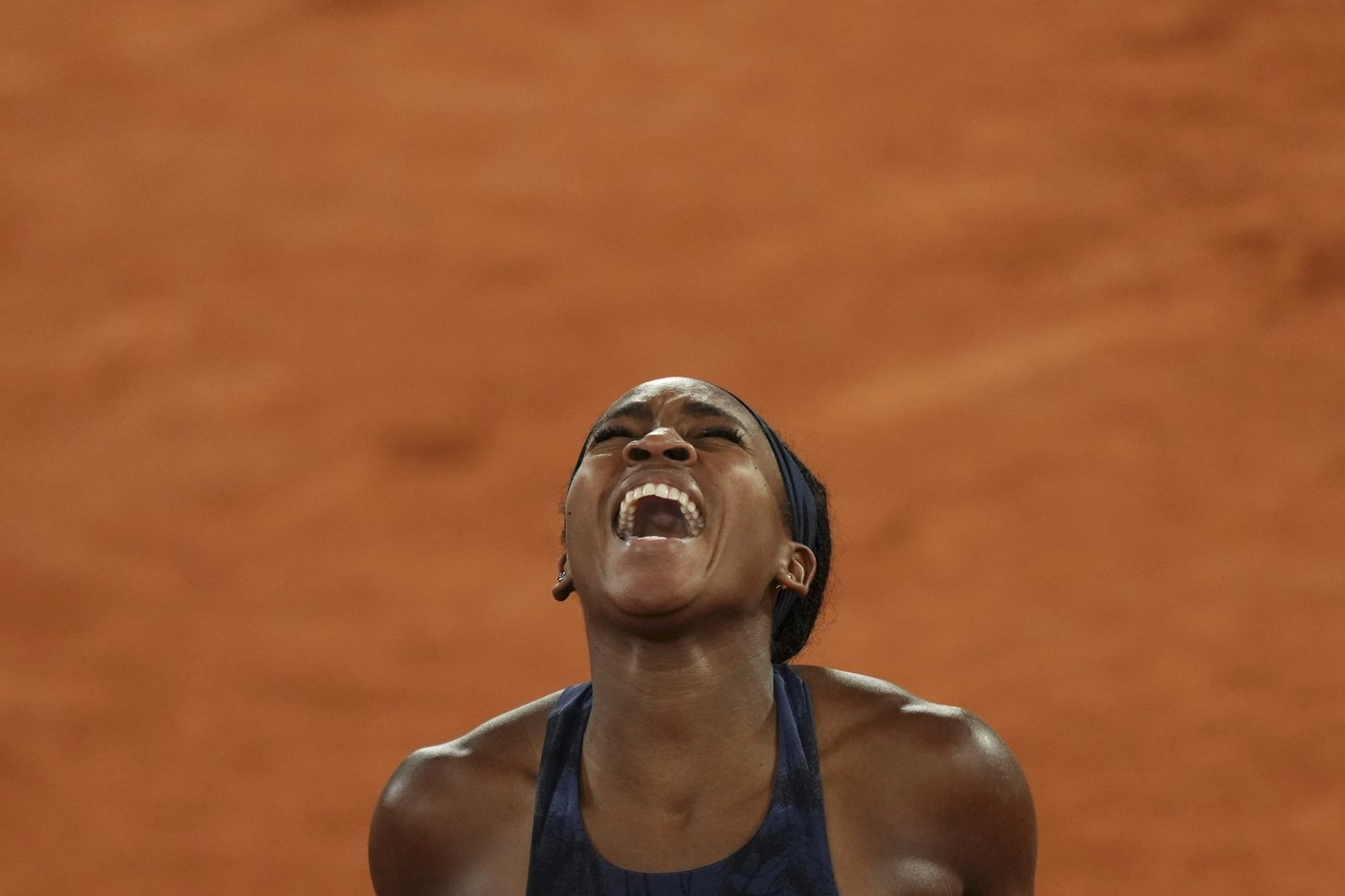 Coco Gauff defeats Loïs Boisson 6-1, 6-2 to reach her second French Open final | iNFOnews.ca