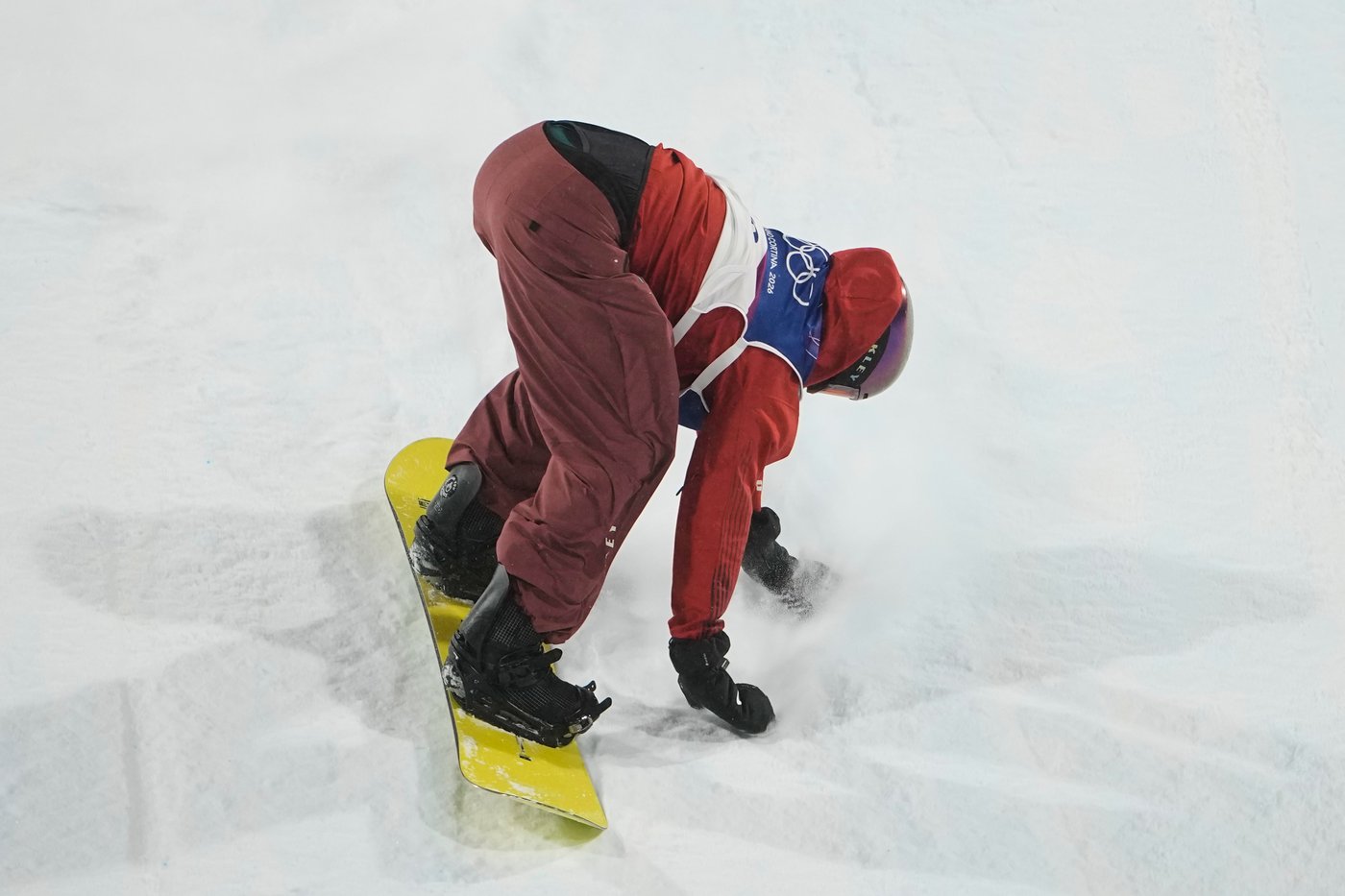 Canada's McMorris takes nasty fall and is stretchered off in pre-Olympic snowboard training | iNFOnews.ca Canada's McMorris takes nasty fall and is stretchered off in pre-Olympic snowboard training | iNFOnews.ca
