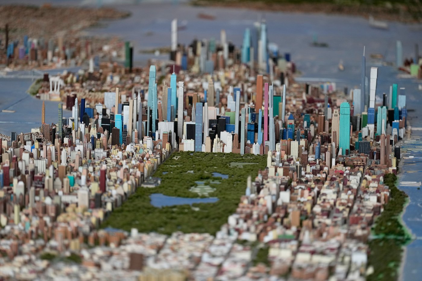 A truck driver built a model of NYC with over 800,000 structures for fun. Now it's a museum exhibit | iNFOnews.ca A truck driver built a model of NYC with over 800,000 structures for fun. Now it's a museum exhibit | iNFOnews.ca
