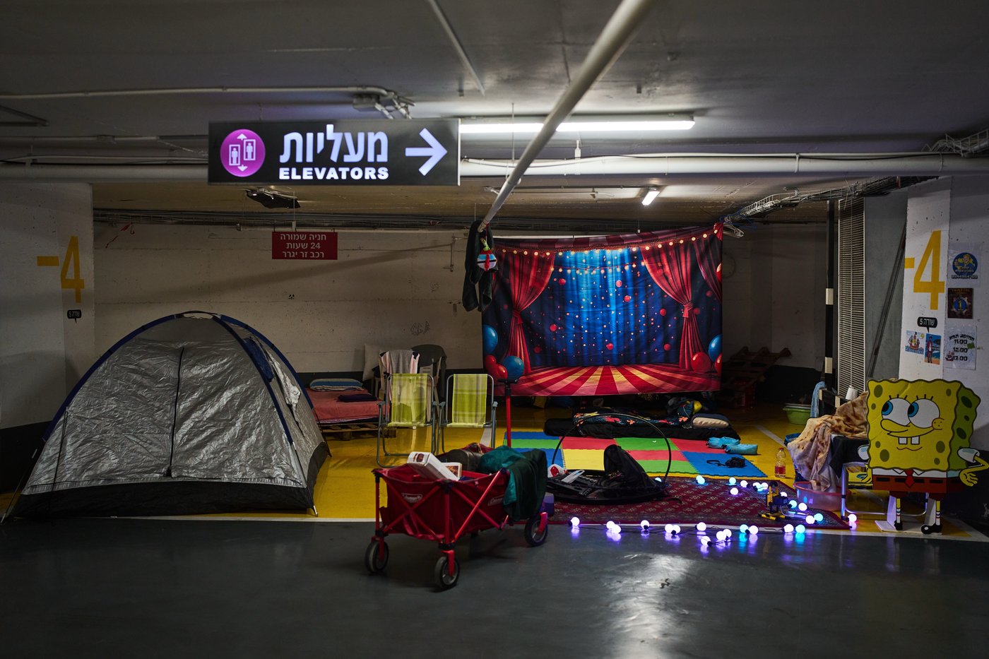 PHOTO ESSAY: Life goes on underground in Israel, in scenes both real and surreal | iNFOnews.ca