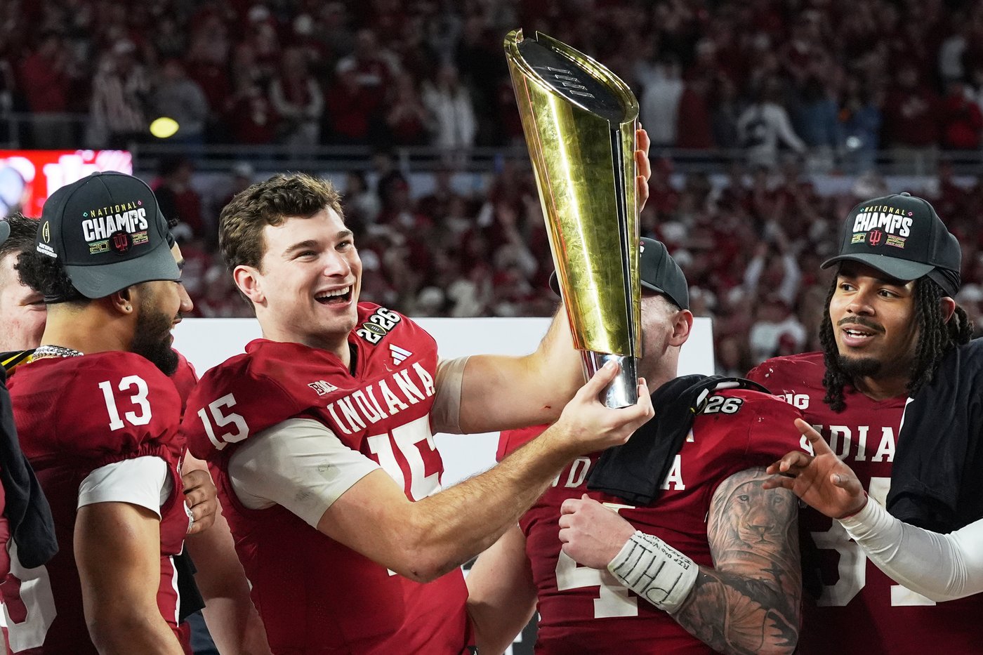 Bettors back Hoosiers' win over Miami to take NCAA football title | iNFOnews.ca