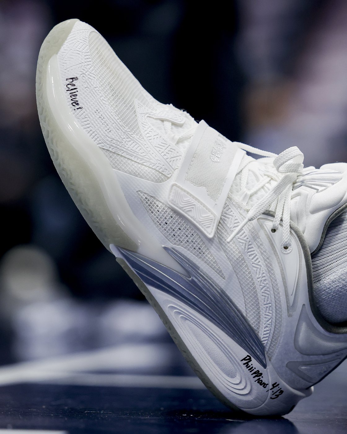Luka Doncic scores 32 points, Mavericks overwhelm Banchero-less Magic 108-85 | iNFOnews.ca