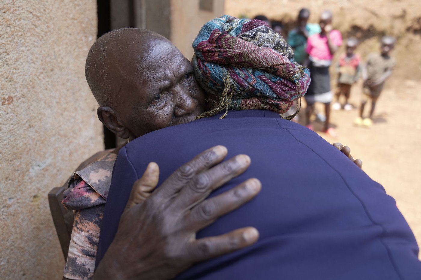 A melodic greeting between women in Burundi is at risk of being lost | iNFOnews.ca