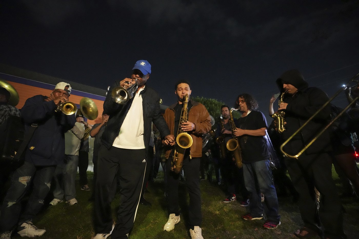 A traditional send-off in New Orleans for an innovative brass band musician | iNFOnews.ca