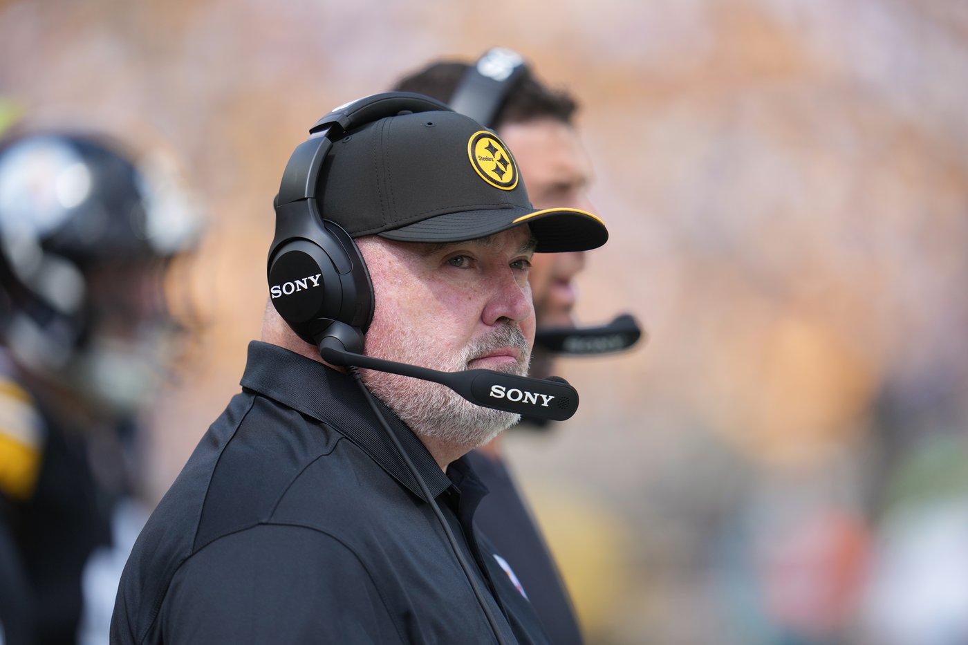 McCarthy stays vague as Steelers sit Joey Porter Jr. amid back rehab, contract limbo | iNFOnews.ca