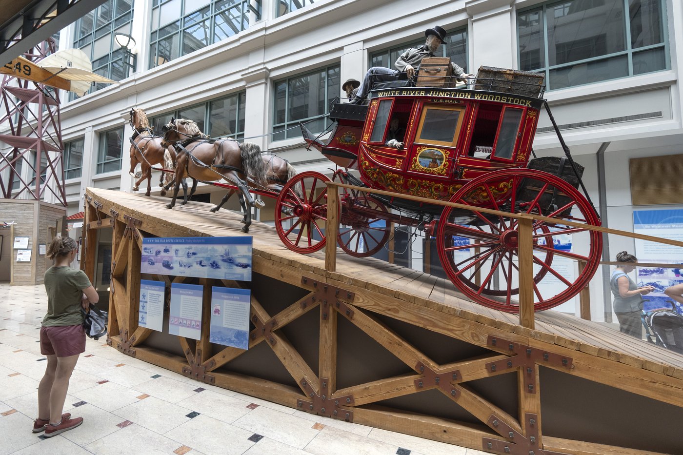 PHOTO COLLECTION: The U.S. Postal Service at 250 | iNFOnews.ca