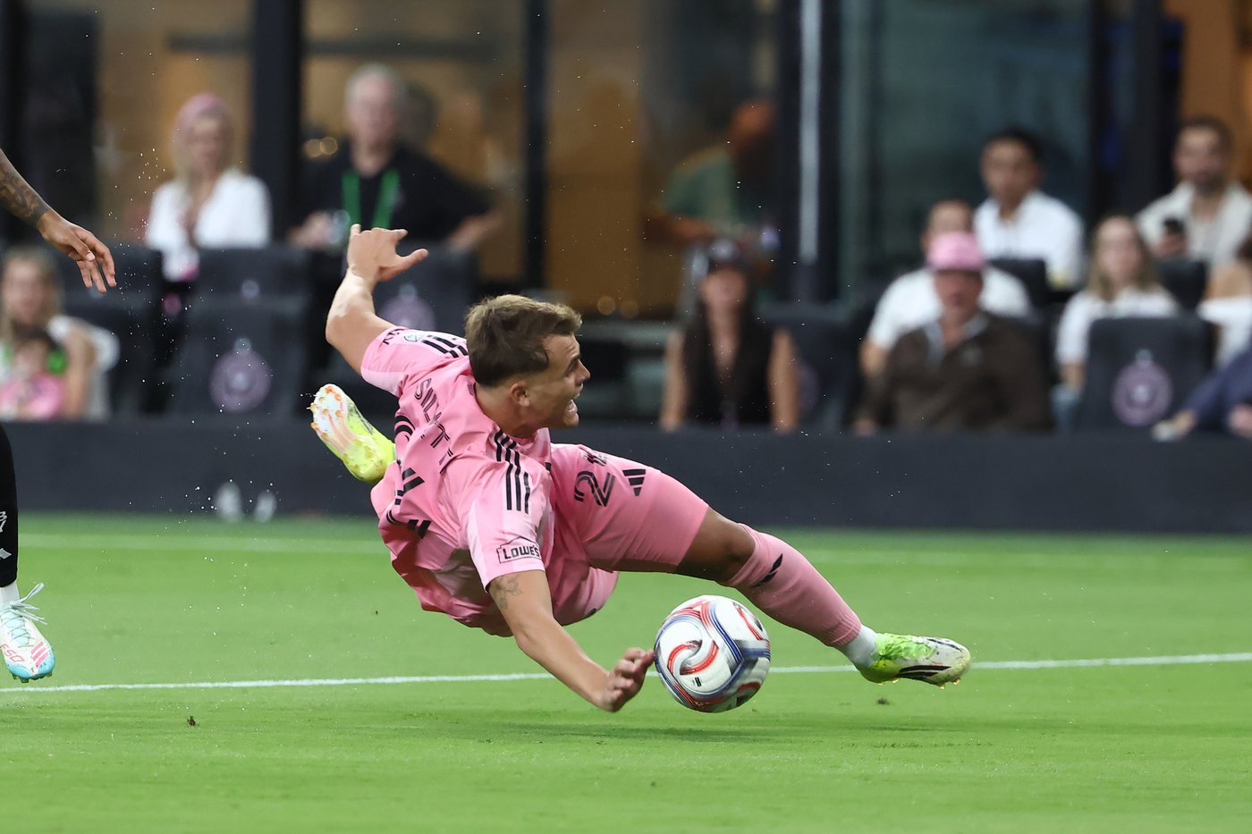 Lionel Messi and Inter Miami get 2-2 tie with Red Bulls, after 17-year-old Mehmeti scores late | iNFOnews.ca Lionel Messi and Inter Miami get 2-2 tie with Red Bulls, after 17-year-old Mehmeti scores late | iNFOnews.ca