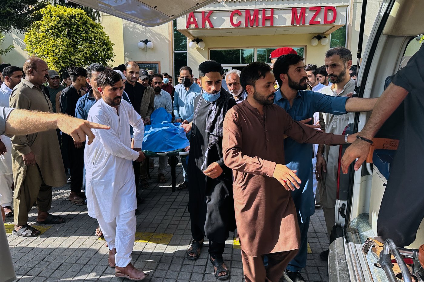 Protests in Pakistan-administered Kashmir leave 4 people dead and over 100 injured | iNFOnews.ca