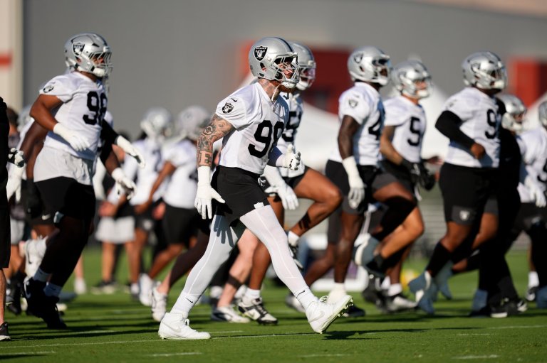Red jerseys, few brakes: Maxx Crosby’s return puts Raiders QBs on alert | iNFOnews.ca