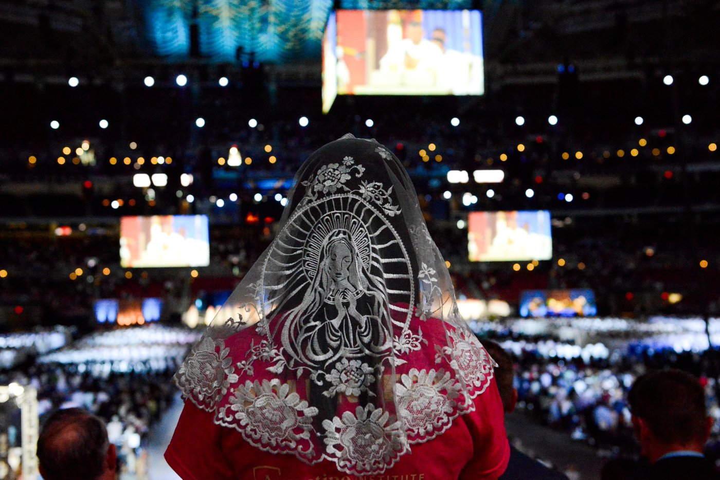 Famed radio and TV priest Fulton Sheen is beatified in St. Louis, putting him a step from sainthood | iNFOnews.ca
