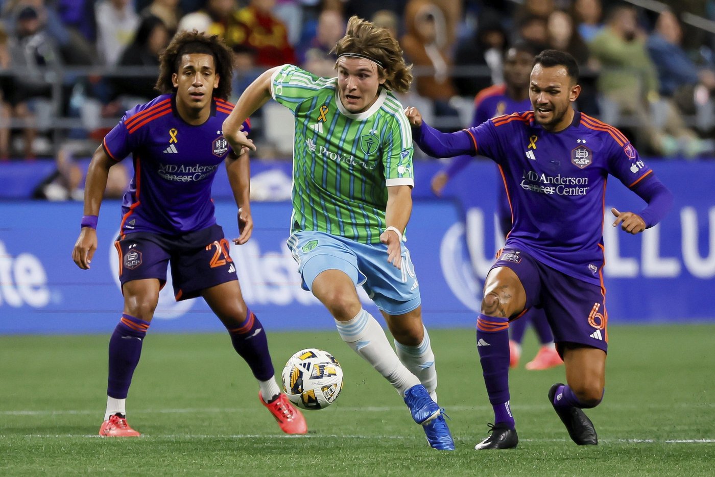 Paul Rothrock, Stefan Frei lead Sounders over Dynamo 1-0 after both earn berths in postseason | iNFOnews.ca Paul Rothrock, Stefan Frei lead Sounders over Dynamo 1-0 after both earn berths in postseason | iNFOnews.ca