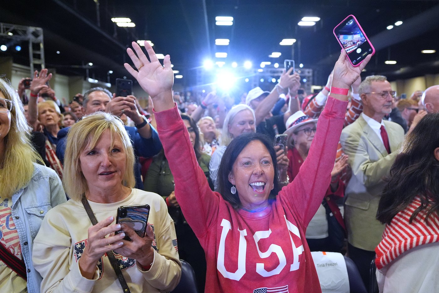 Trump and Vance hit the campaign trail in deep-red areas where GOP candidates seek a boost | iNFOnews.ca