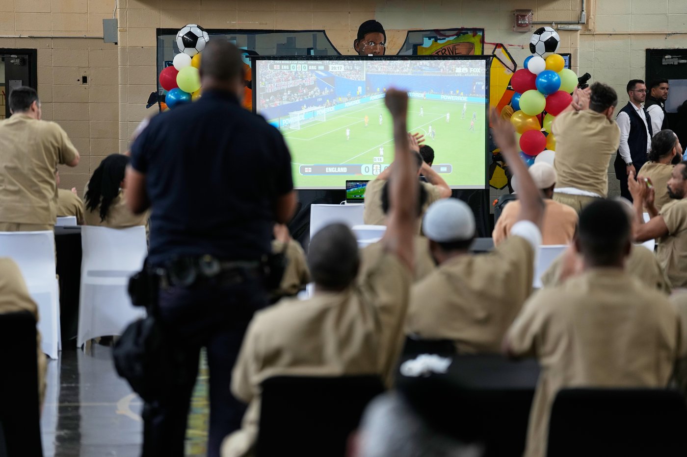 NYC’s Rikers Island jail hosts World Cup watch party for inmates | iNFOnews.ca NYC’s Rikers Island jail hosts World Cup watch party for inmates | iNFOnews.ca