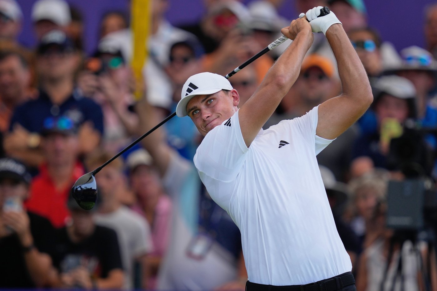 Ludvig Aberg withdraws from 3rd round of The American Express with illness | iNFOnews.ca