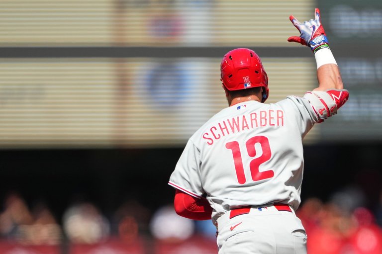 Schwarber hits MLB-leading 40th homer, Luzardo fans 9 as Phillies beat Mariners 6-0 | iNFOnews.ca