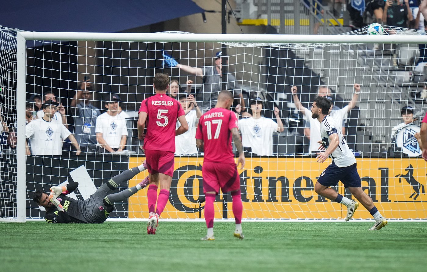 Muller's first MLS goal on late PK, Vancouver Whitecaps down St. Louis City 3-2 | iNFOnews.ca