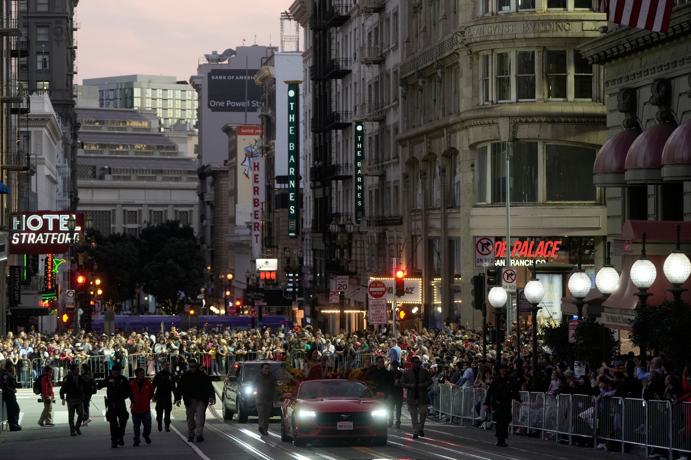 Olympian Eileen Gu heads up annual Chinese New Year parade in her native San Francisco | iNFOnews.ca Olympian Eileen Gu heads up annual Chinese New Year parade in her native San Francisco | iNFOnews.ca
