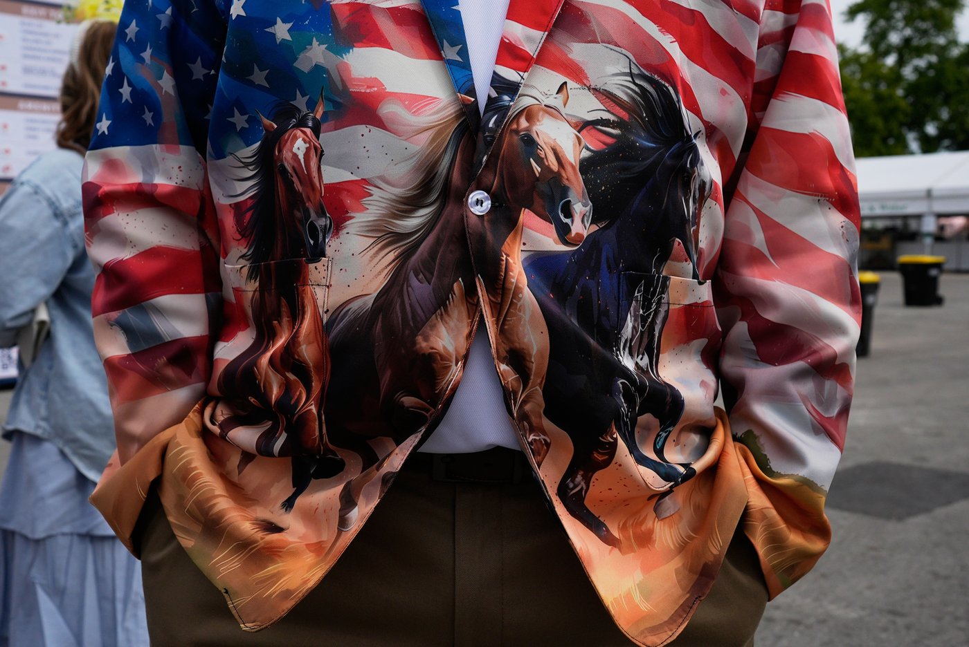 Tradition, fashion and horse racing at the Kentucky Derby, in photos | iNFOnews.ca