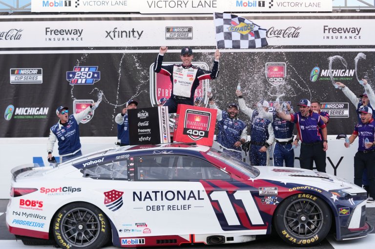 Denny Hamlin will start his three-peat bid from the pole at Pocono Raceway | iNFOnews.ca
