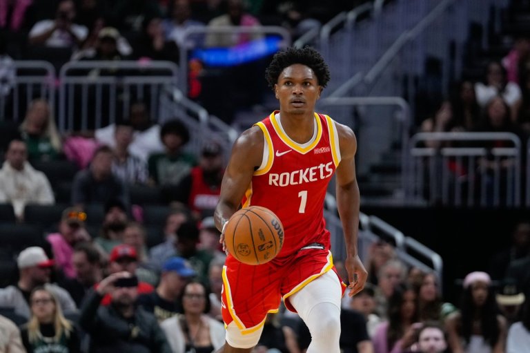 Fred VanVleet and Amen Thompson lift undefeated Rockets past Bucks, 132-100 | iNFOnews.ca