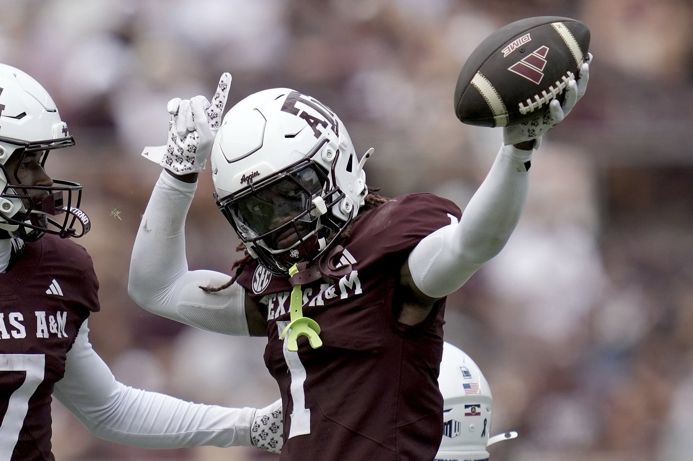 Texas A&M aims for 4-0 as coach Mike Elko challenges fans' mindset | iNFOnews.ca
