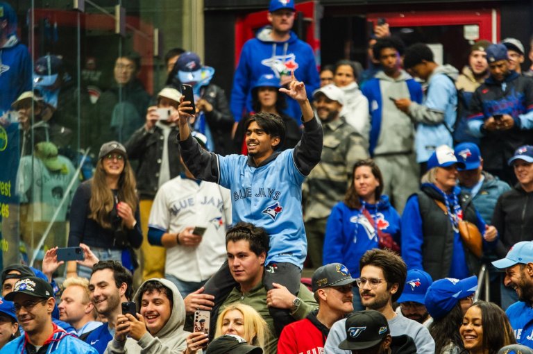 Leafs, Raptors move start times of games so fans can watch Blue Jays in World Series | iNFOnews.ca