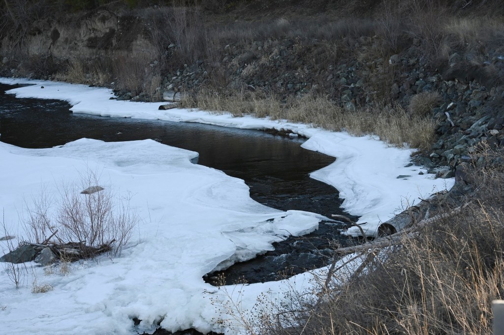 iN PHOTOS: Patterns in the ice during a mild Southern Interior winter | iNFOnews.ca