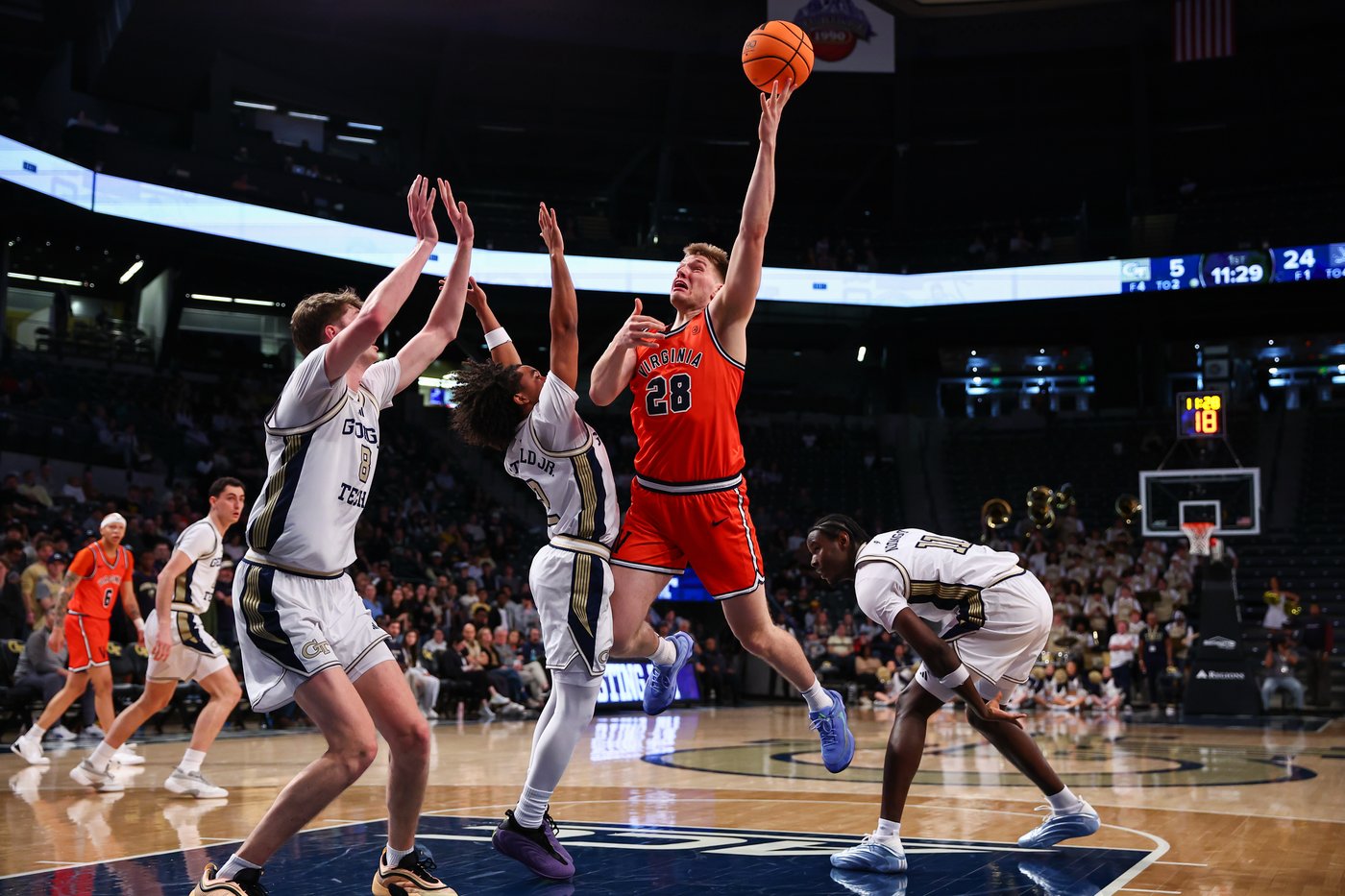 No. 14 Virginia routs Georgia Tech 94-68 for 8th straight road win | iNFOnews.ca