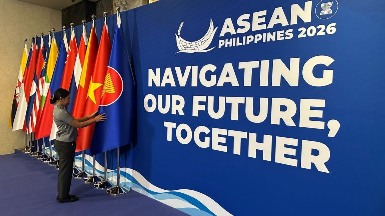 ASEAN's top diplomats under pressure to end Myanmar war and manage South China Sea disputes | iNFOnews.ca