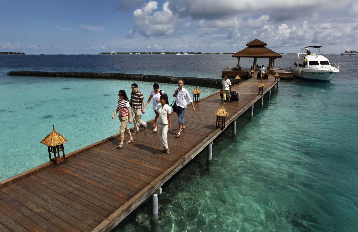 Maldives bars travelers with Israeli passports over Gaza war | iNFOnews.ca