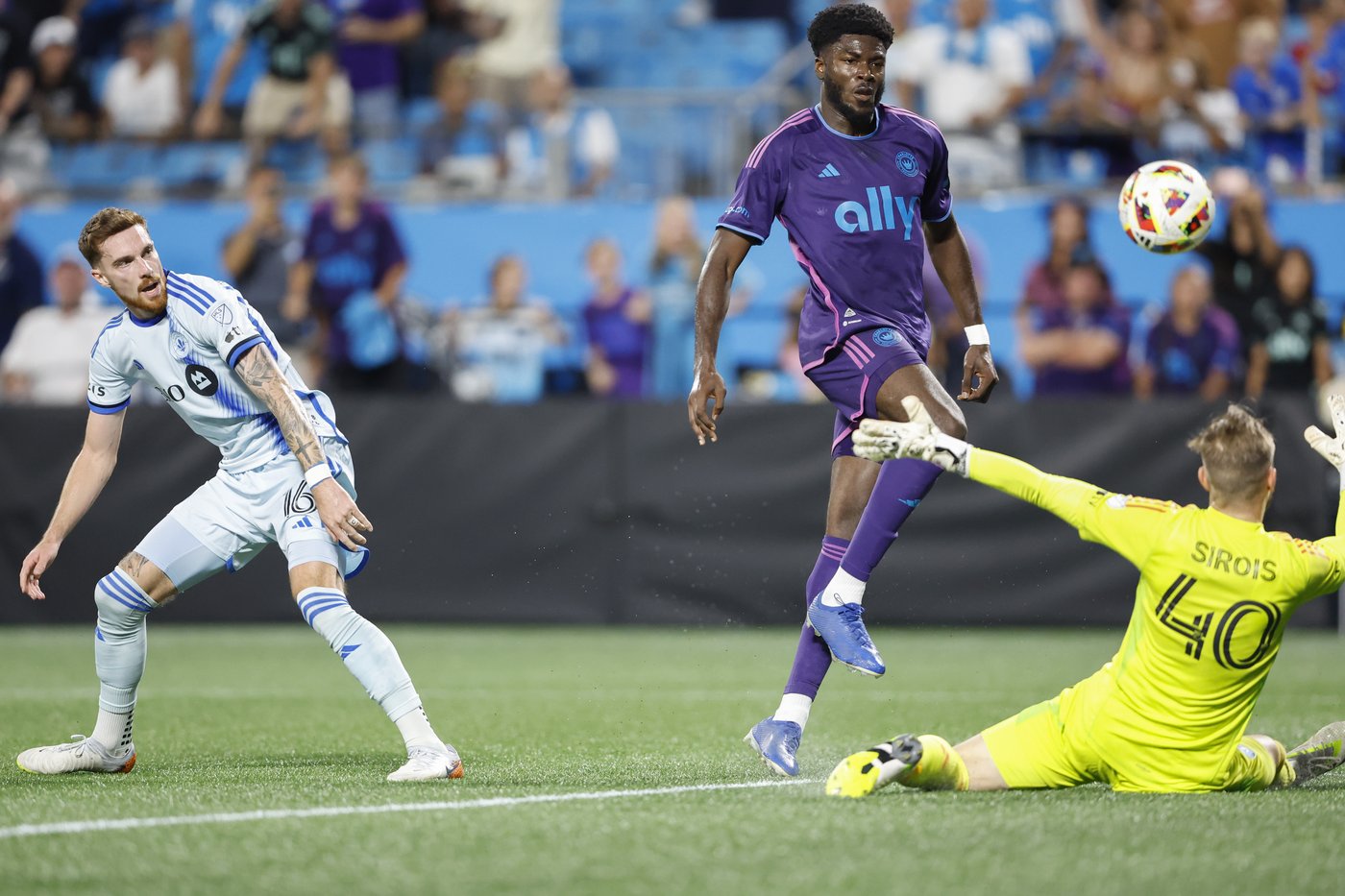 Swiderski helps lift Charlotte to 2-0 win over CF Montreal | iNFOnews.ca