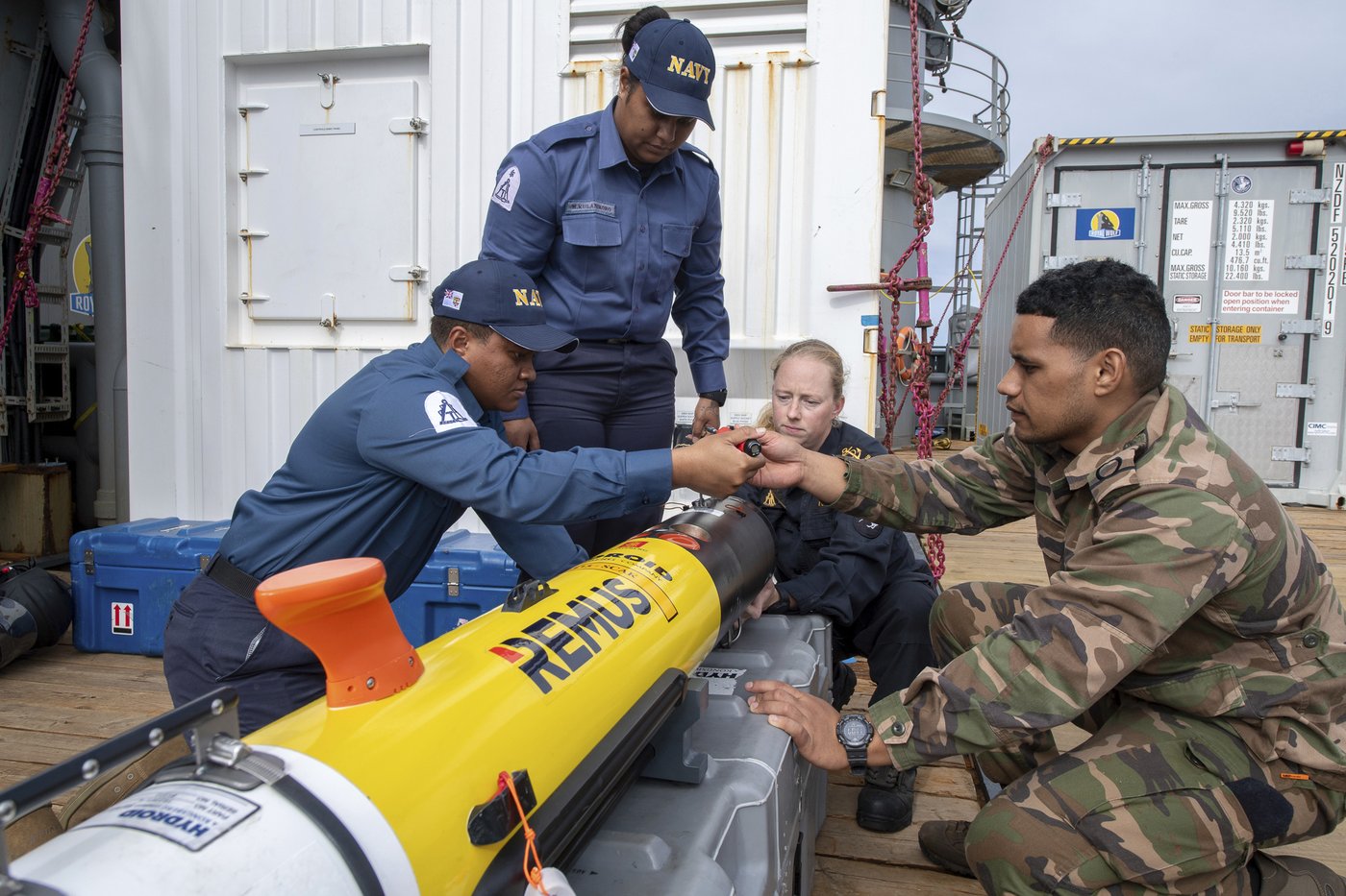 An 'appalled' New Zealand official says a navy ship didn't sink because its captain was a woman | iNFOnews.ca