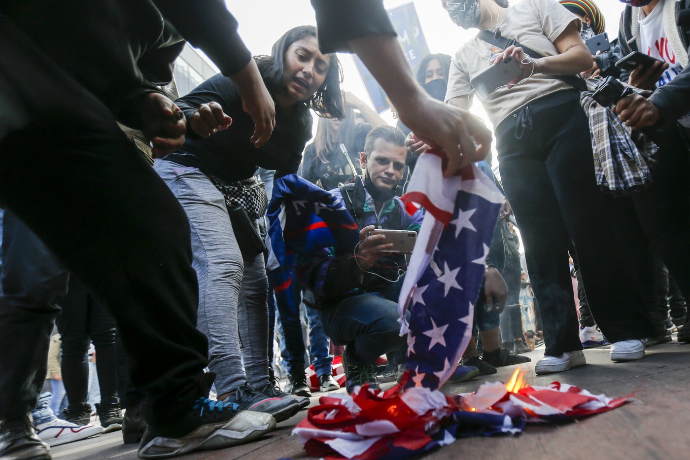 Trump's order on flag burning could return the question to the Supreme Court | iNFOnews.ca Trump's order on flag burning could return the question to the Supreme Court | iNFOnews.ca