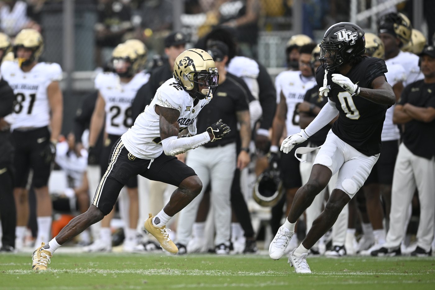 Big 12 defenders lead FBS in interceptions with some hitting paydirt | iNFOnews.ca