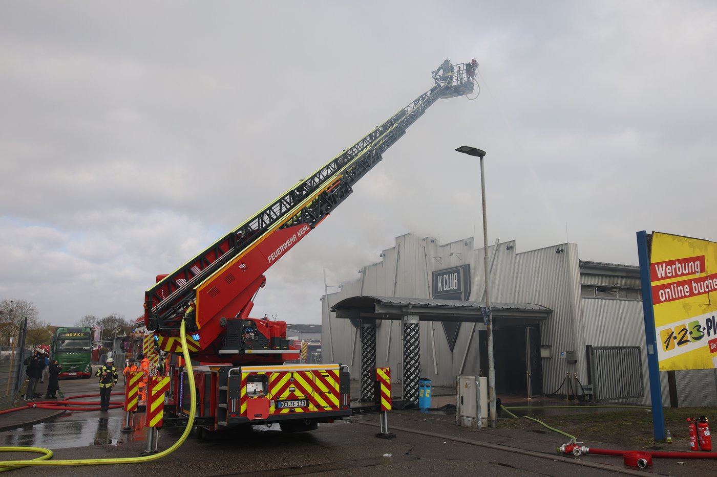 Hundreds of revellers flee after fire breaks out at a dance club in Germany | iNFOnews.ca Hundreds of revellers flee after fire breaks out at a dance club in Germany | iNFOnews.ca