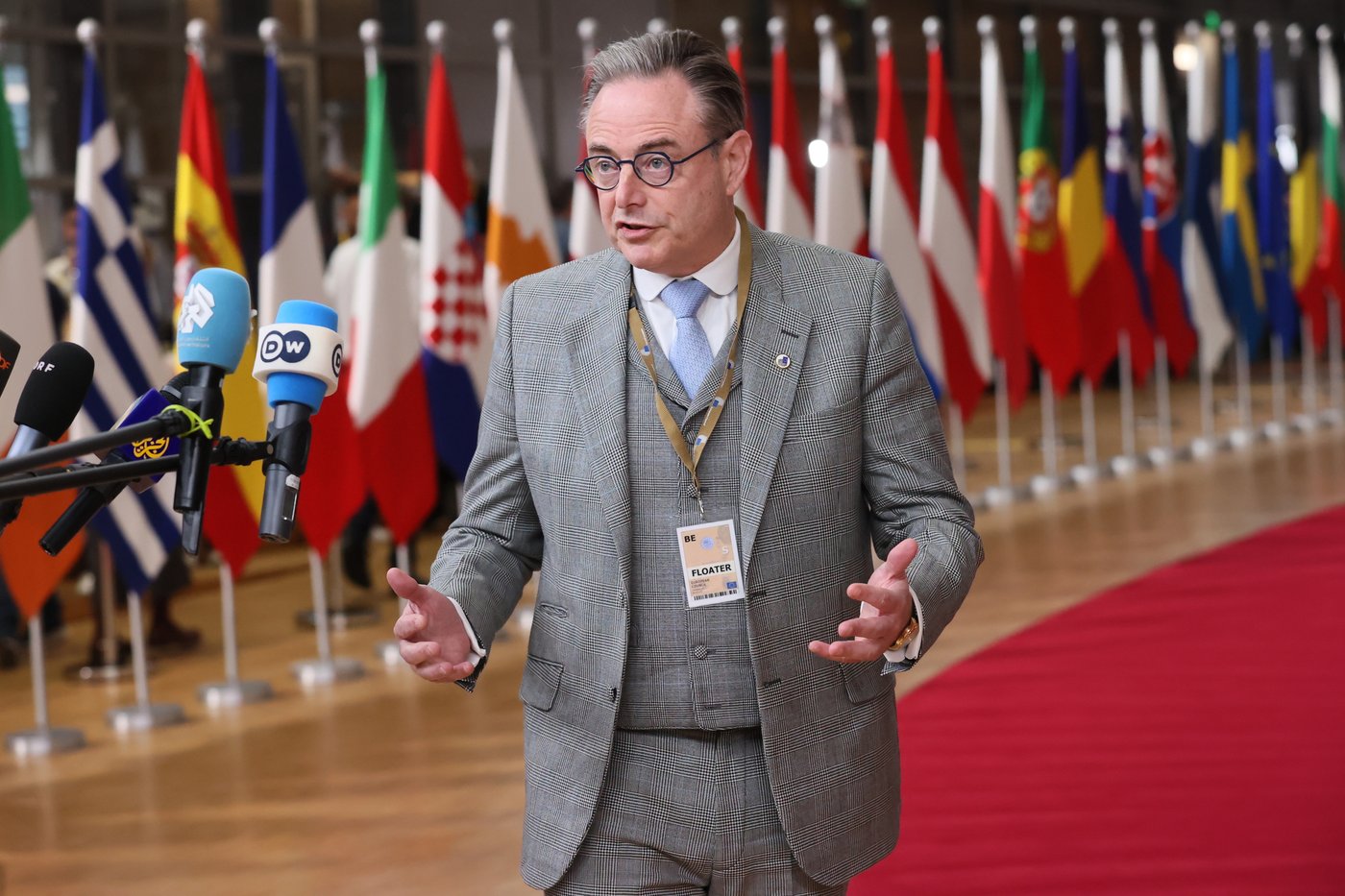 Belgium warns EU partners to share its risk if they want to use frozen Russian assets to aid Ukraine | iNFOnews.ca Belgium warns EU partners to share its risk if they want to use frozen Russian assets to aid Ukraine | iNFOnews.ca