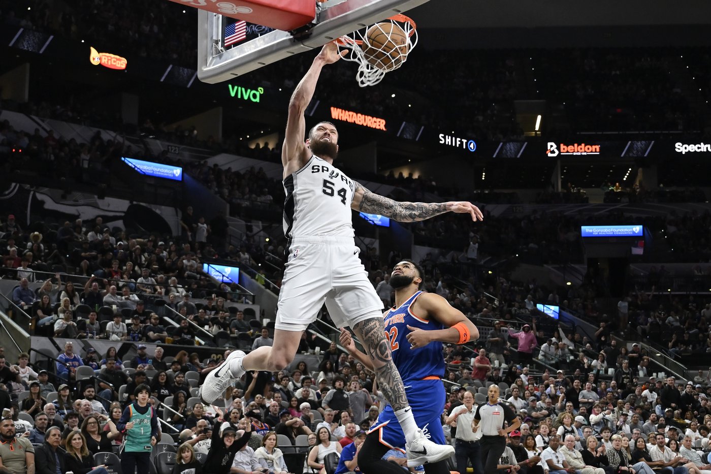 Mamukelashvili makes NBA history with 34 points in 19 minutes to fuel Spurs' 120-105 win over Knicks | iNFOnews.ca Mamukelashvili makes NBA history with 34 points in 19 minutes to fuel Spurs' 120-105 win over Knicks | iNFOnews.ca