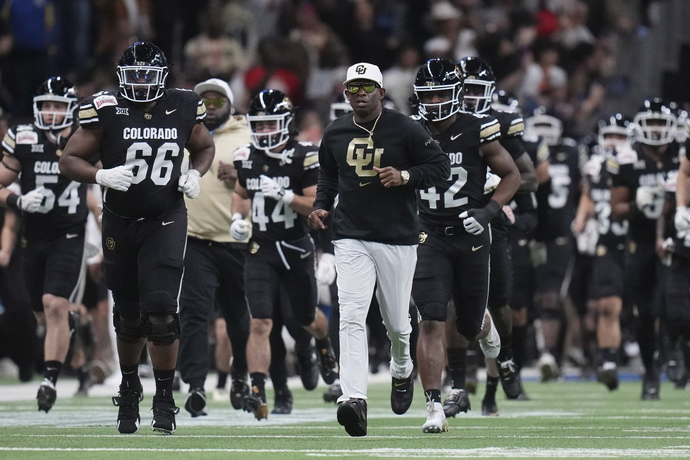 Hunter and Sanders close successful chapter at Colorado despite blowout loss to BYU in Alamo Bowl | iNFOnews.ca Hunter and Sanders close successful chapter at Colorado despite blowout loss to BYU in Alamo Bowl | iNFOnews.ca