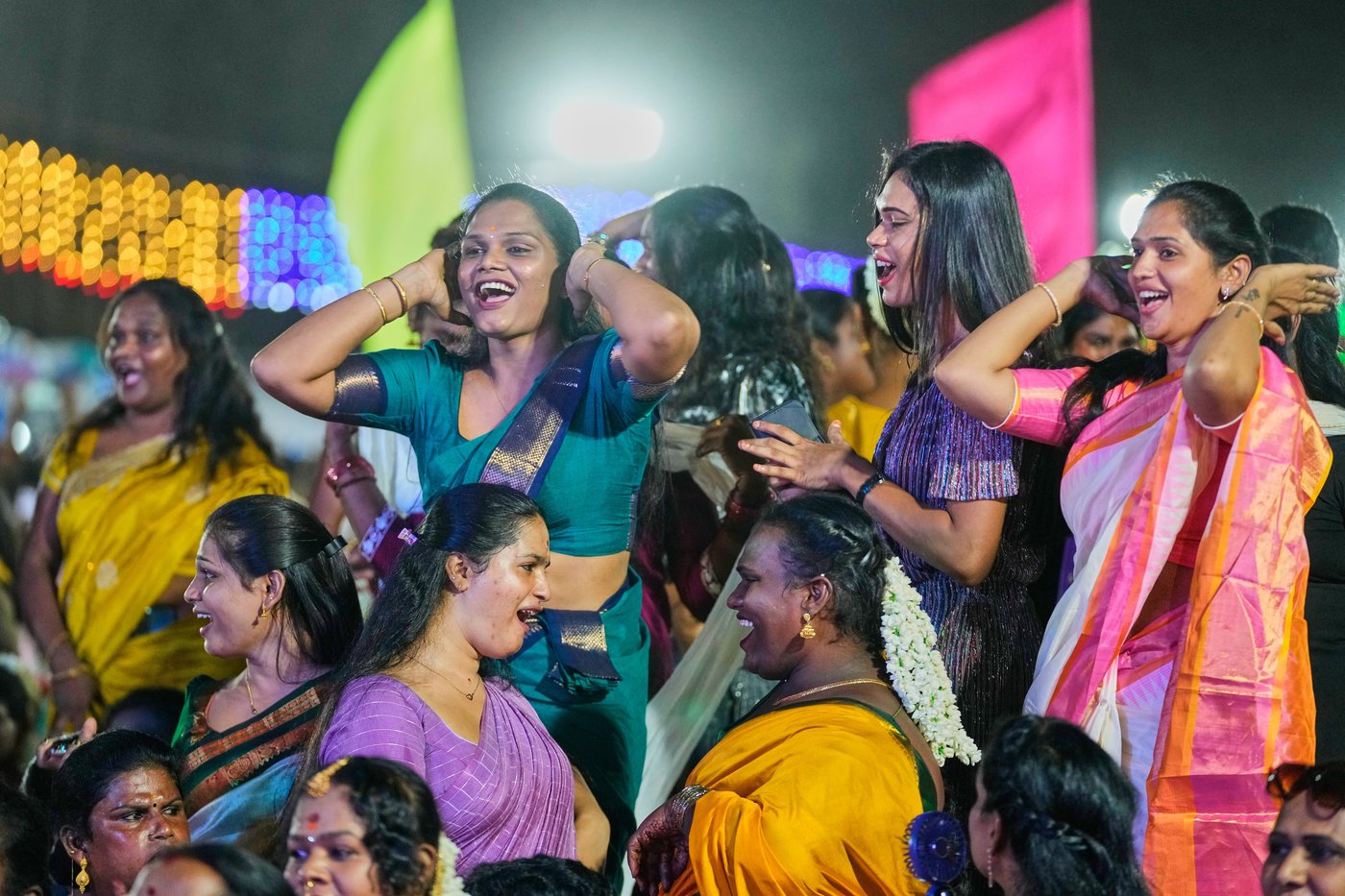 PHOTO ESSAY: A symbolic marriage ritual and beauty pageant brings India’s trans community together | iNFOnews.ca