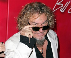 Judge: Rocker Sammy Hagar's extortion claim in memoir did not defame Playboy bunny | iNFOnews.ca CP23213927