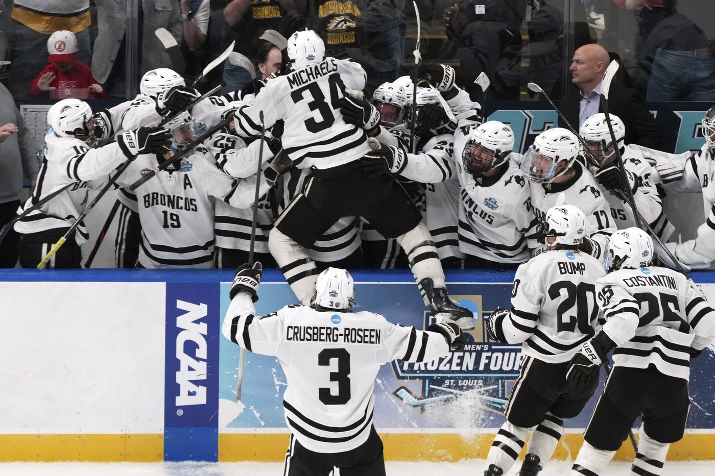 Western Michigan wins its 1st Frozen Four hockey title, beating Boston University 6-2 | iNFOnews.ca Western Michigan wins its 1st Frozen Four hockey title, beating Boston University 6-2 | iNFOnews.ca