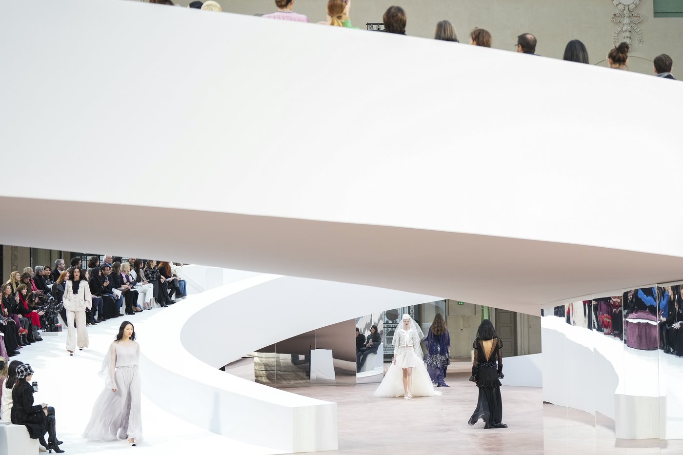Chanel couture stuns with color, and Kylie Jenner, in final Paris show before Blazy's debut | iNFOnews.ca