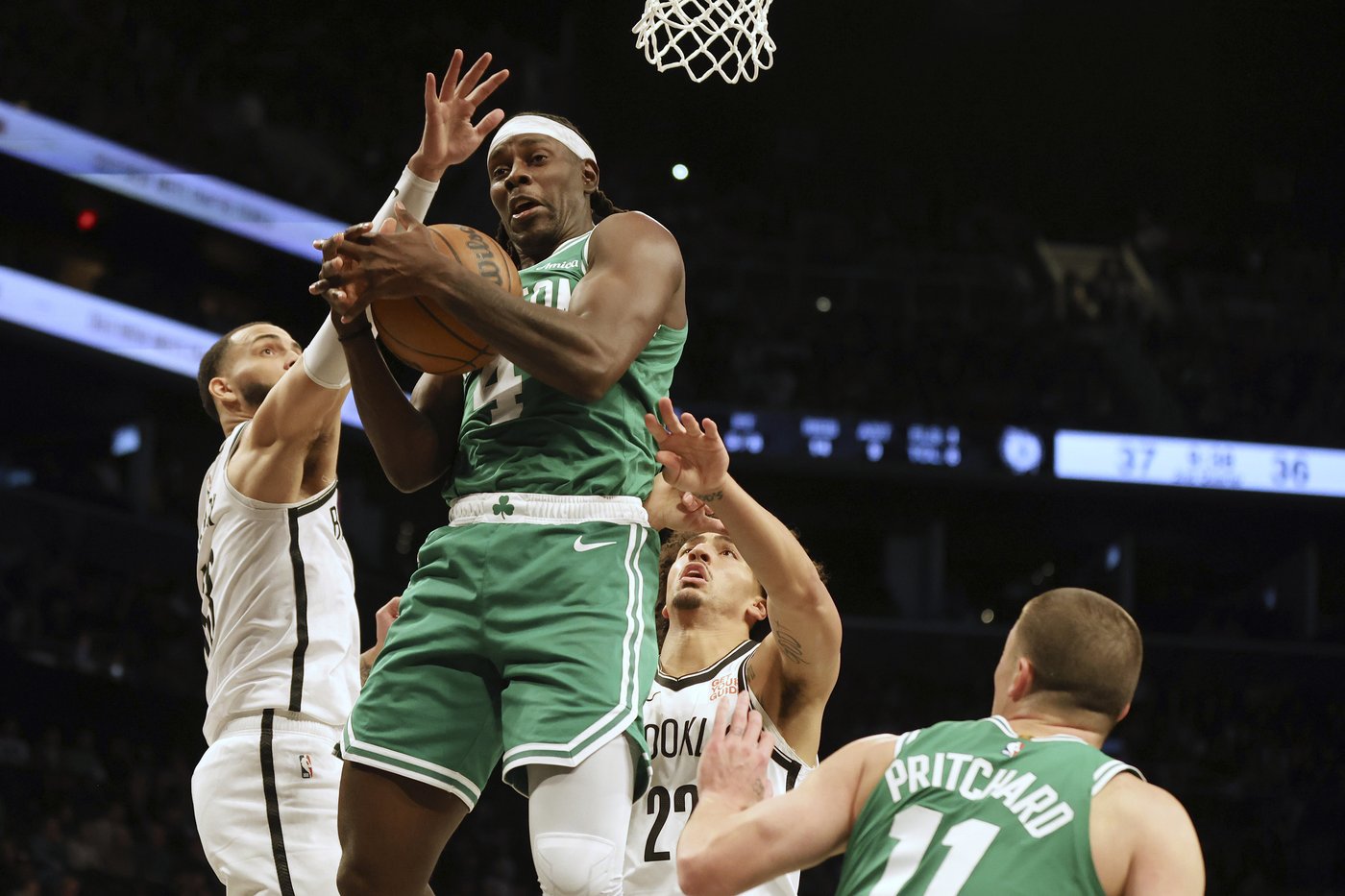 Tatum scores 36 points, the Celtics pour it on in 2nd half to beat the Nets 139-114 | iNFOnews.ca