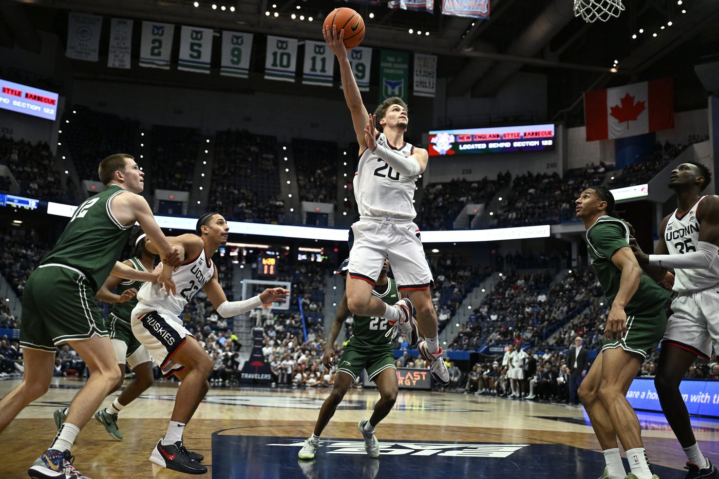 Alex Karaban, Solo Ball help No. 3 UConn rout Le Moyne 90-49 | iNFOnews.ca Alex Karaban, Solo Ball help No. 3 UConn rout Le Moyne 90-49 | iNFOnews.ca