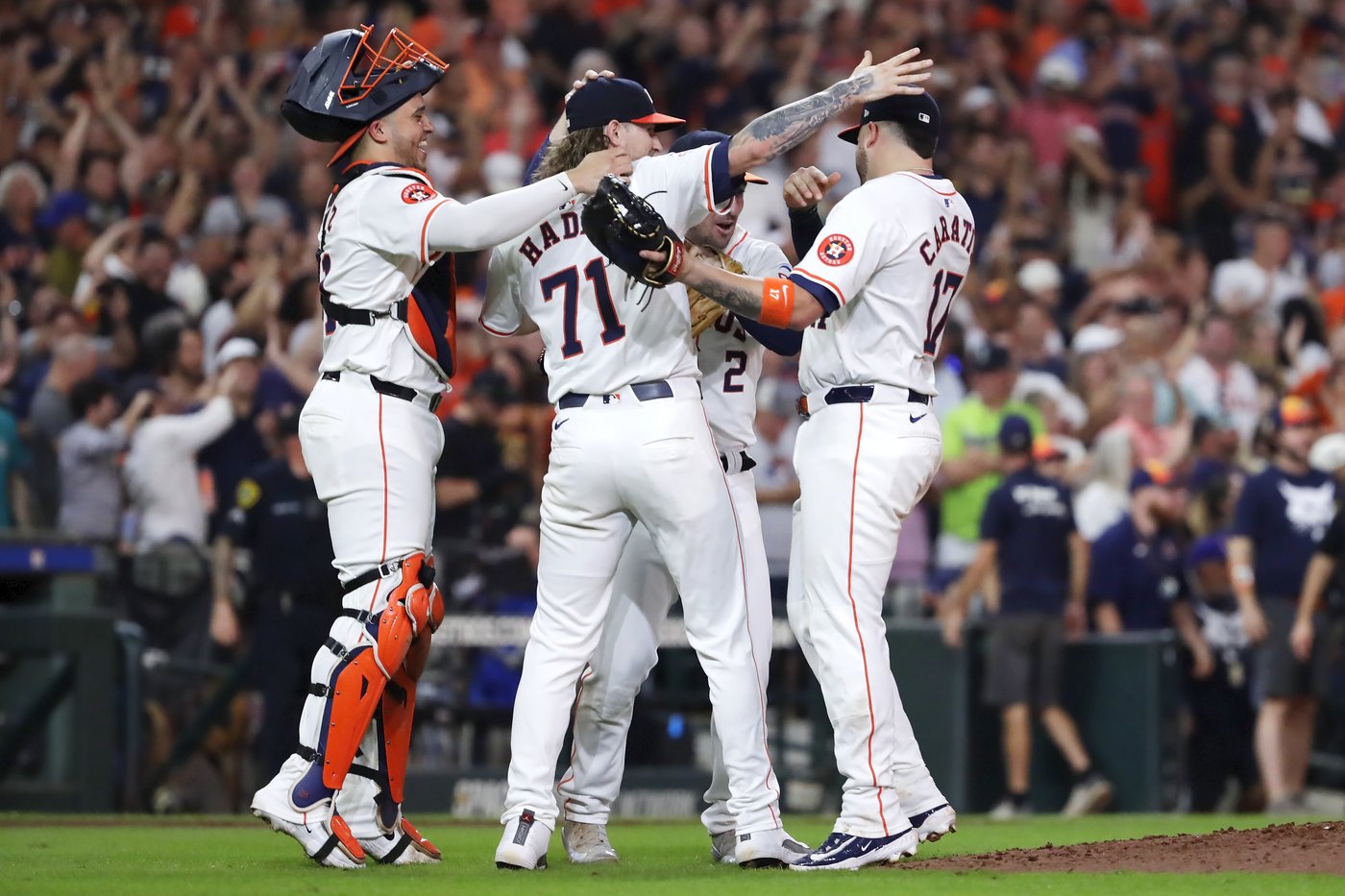 Astros overcome terrible start to clinch 4th straight AL West title | iNFOnews.ca Astros overcome terrible start to clinch 4th straight AL West title | iNFOnews.ca