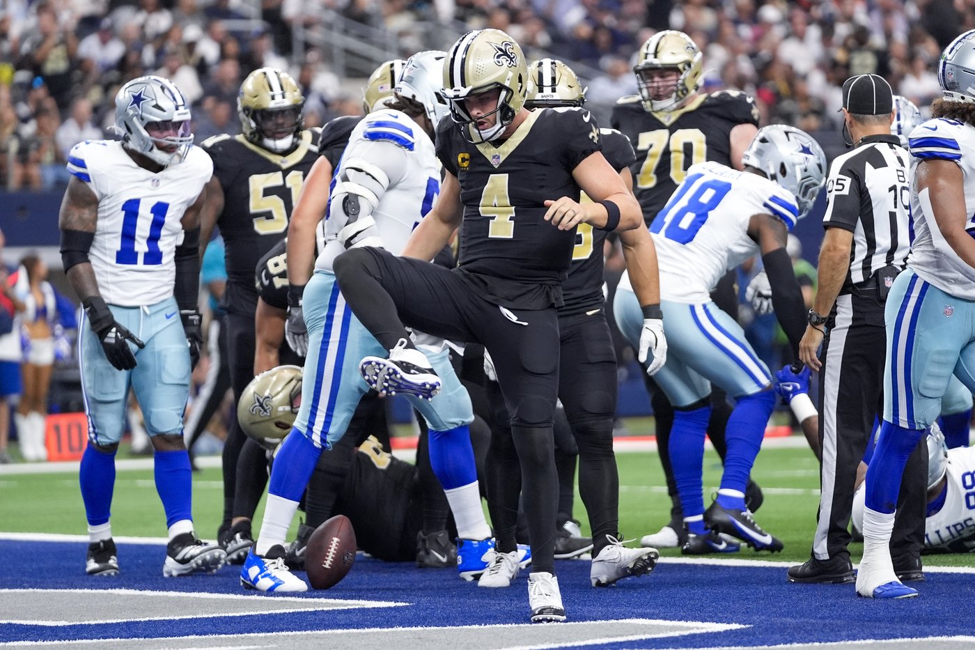 Saints QB Carr fined $14K by NFL for Michael Jackson-inspired TD dance, AP source says | iNFOnews.ca