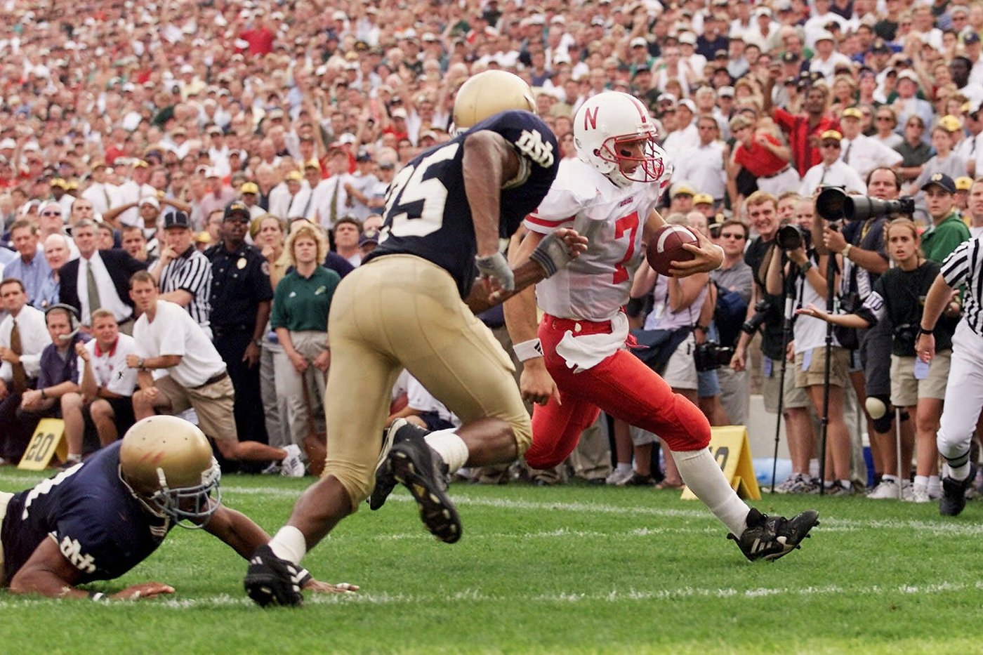Nebraska and Notre Dame announce home-and-home series with games in 2032-33 | iNFOnews.ca