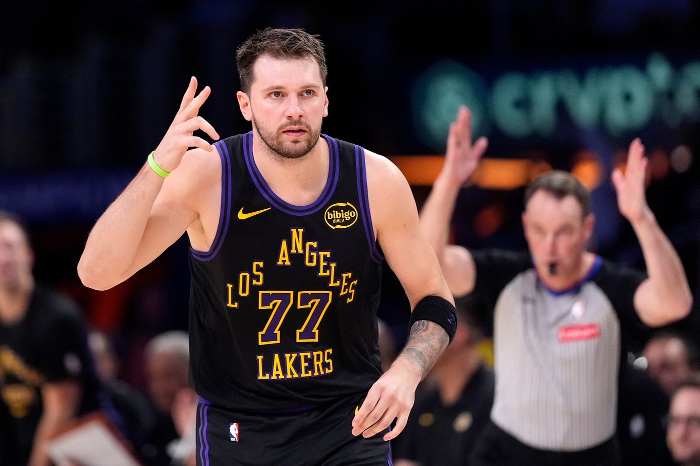 Luka Doncic scores 27 points as the Lakers rally past the Pelicans, 110-101 | iNFOnews.ca Luka Doncic scores 27 points as the Lakers rally past the Pelicans, 110-101 | iNFOnews.ca