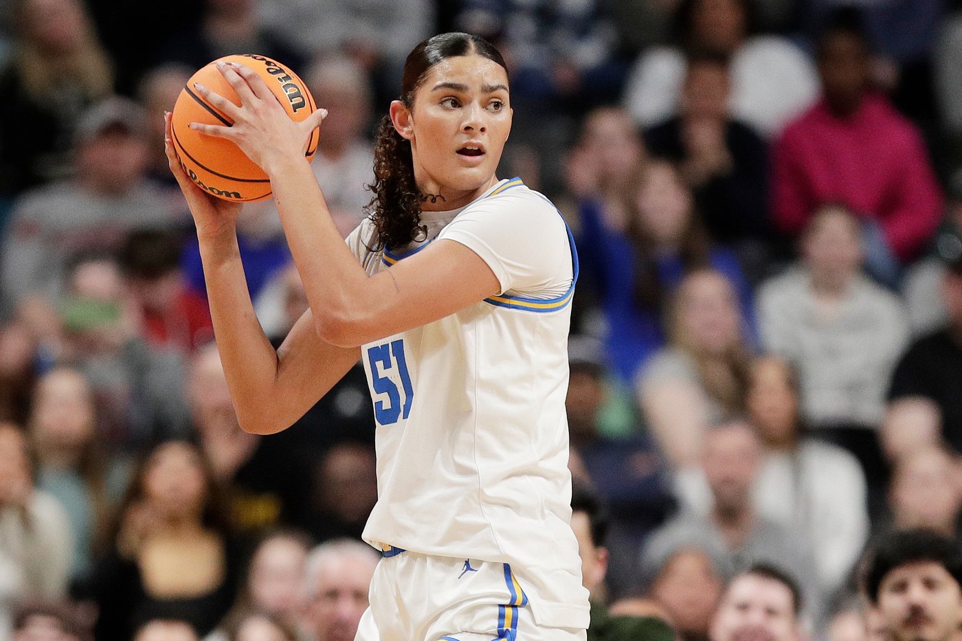 Big Ten favorite UCLA reloads, has sights set on national championship | iNFOnews.ca Big Ten favorite UCLA reloads, has sights set on national championship | iNFOnews.ca